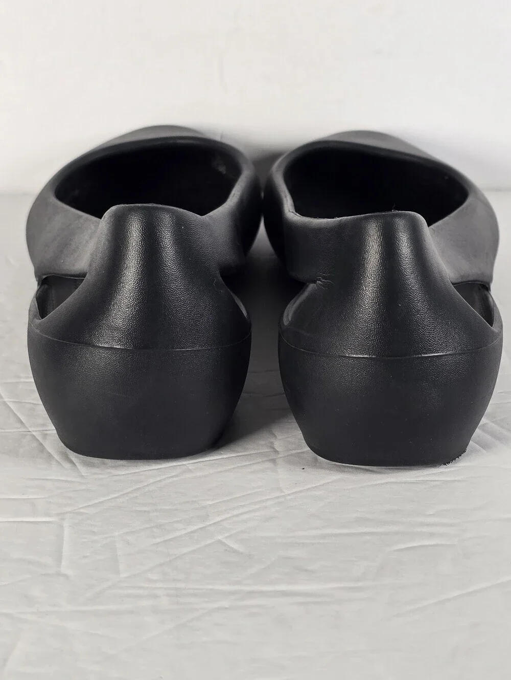 NWOT Crocs Laura Ballet Flats Women's  Black Comfort Slip On Shoes Square Toe 7